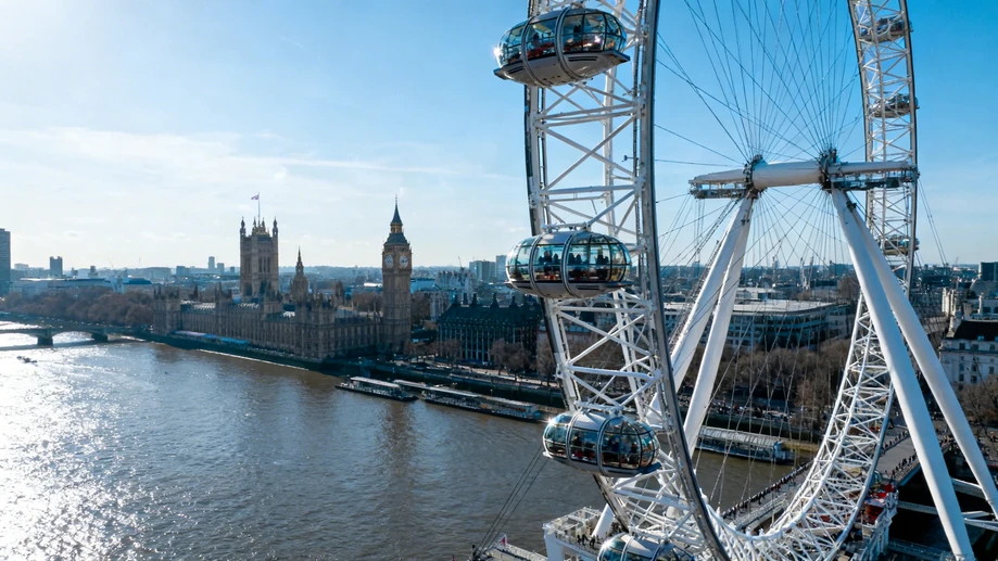 The London Eye's Best Kept Secret: Why This Giant Wheel Never Stops Turning