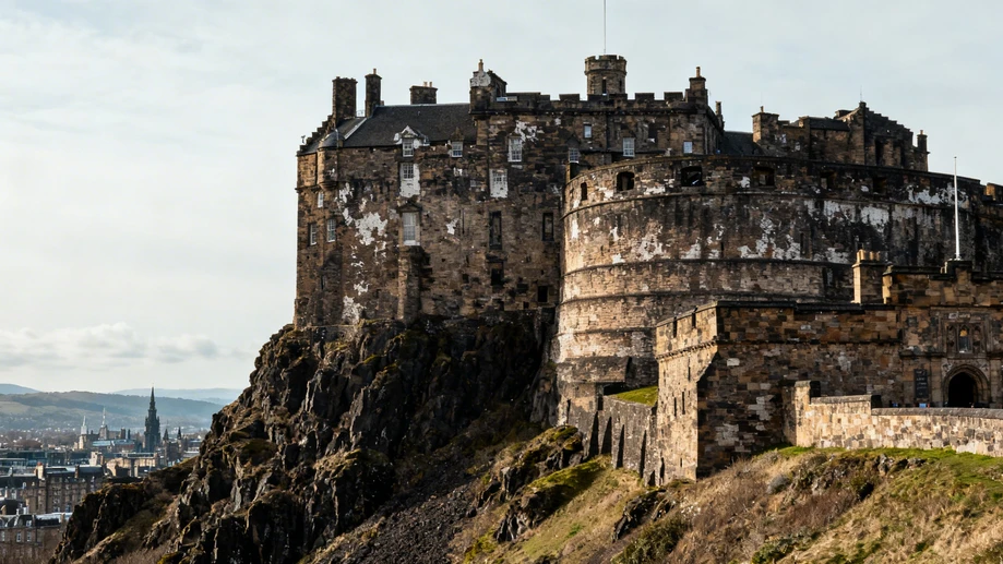 Edinburgh Castle Guards Secrets That Echo Through the Ages
